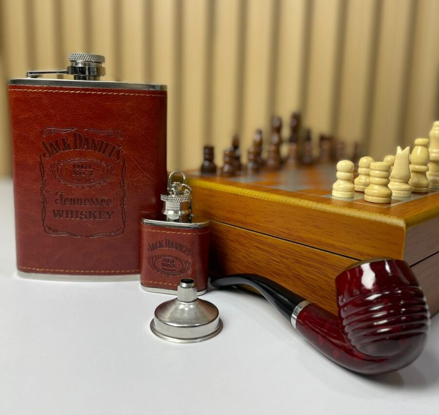 Miniatura 4 de Set De Regalo Jack Daniel’s Con Ajedrez